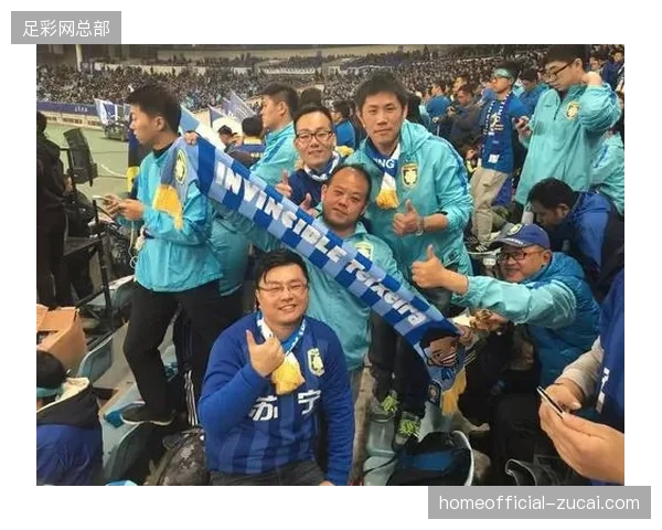 杨泽翔禁区内关键犯规，中国队防线一瞬间的失误导致客场失利